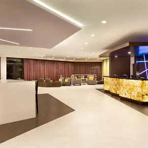 toronto-airport-west-hotel.niagara-fallshotels.com/